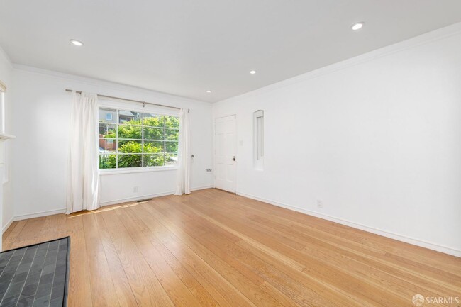 Building Photo - 3319 Herrier St