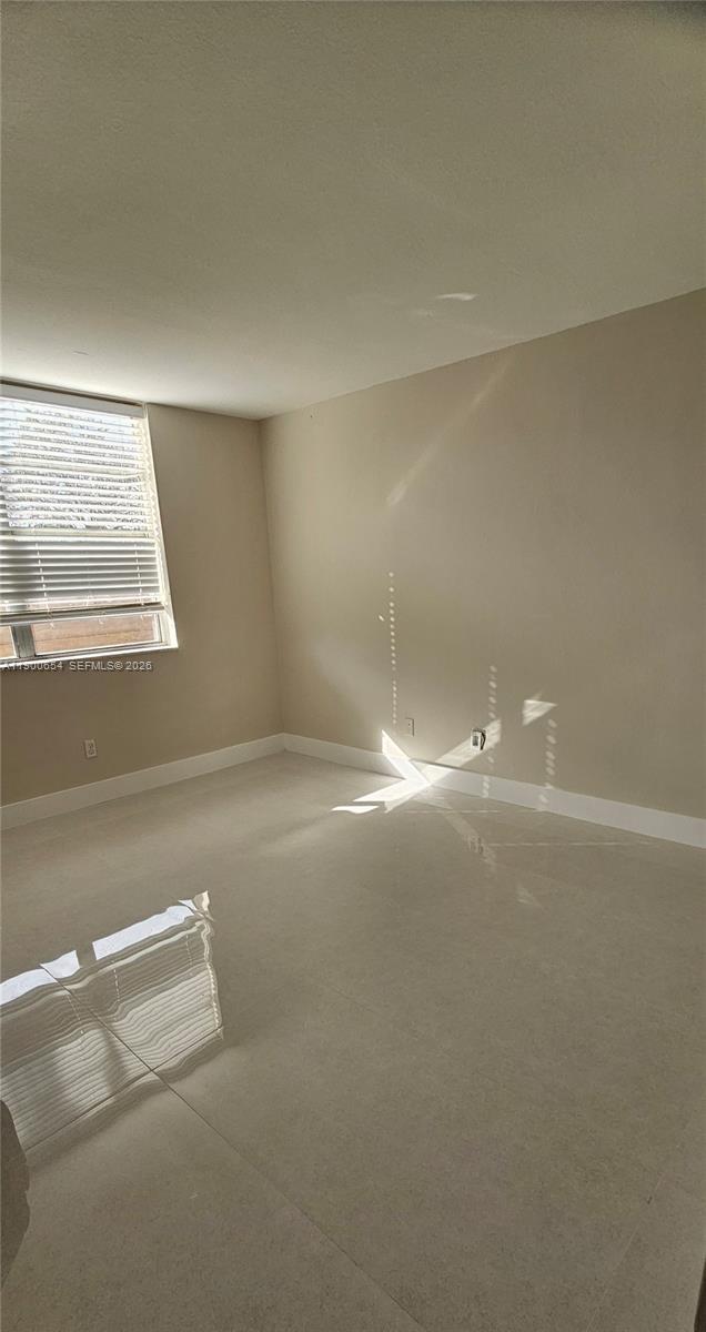 Building Photo - 4360 NW 79th Ave