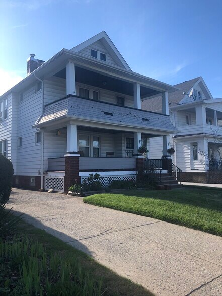 Primary Photo - 2056 Bunts Rd