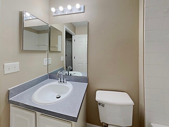Building Photo - 3531 Kayla Cir
