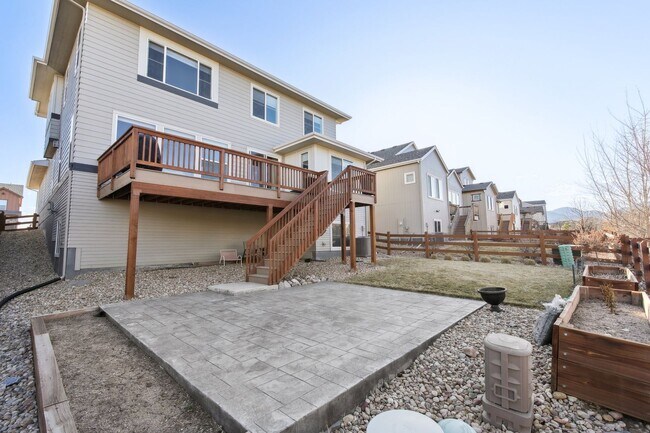 Building Photo - Check out this fantastic home nestled in the highly desirable Candelas community - Available Sept...