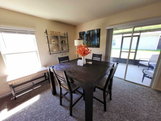 Building Photo - 3 Pinnacle Pl