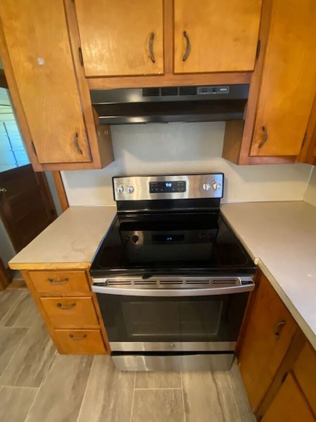 Building Photo - Nice 3 Bedroom Home In Lincoln!
