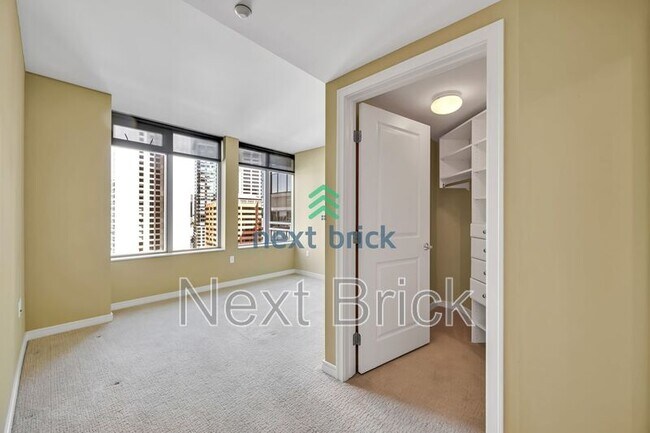 Building Photo - 819 Virginia St