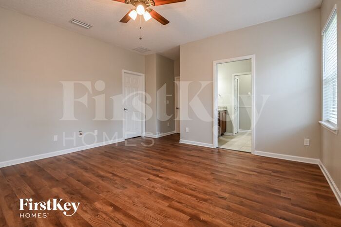 Building Photo - 205 Balearics Dr
