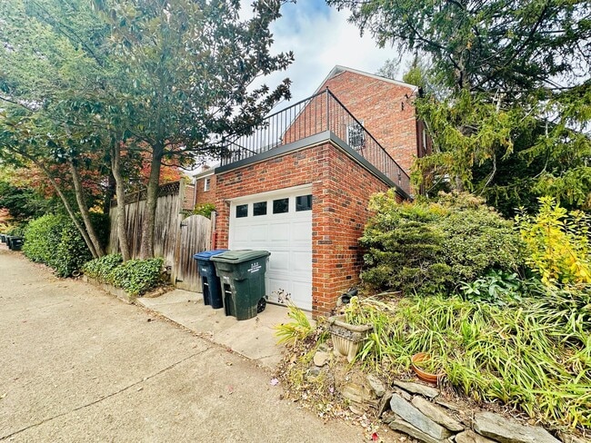 Building Photo - 5008 44th St NW