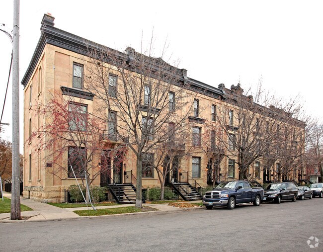 Primary Photo - Lauer Flats