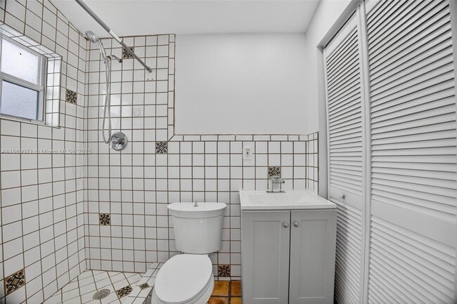 Building Photo - 7941 SW 37th Terrace