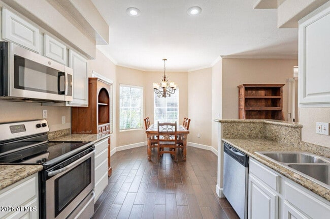 Building Photo - 5335 E Shea Blvd