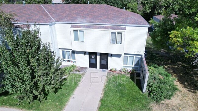 Building Photo - 6235 Holdrege-B6