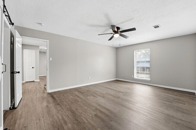 Building Photo - 20222 Prince Creek Dr