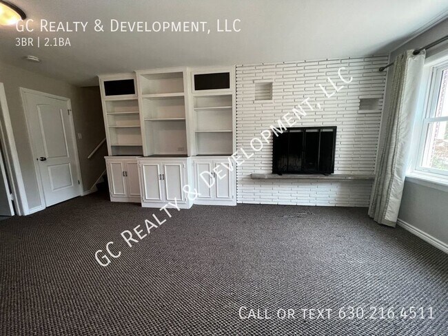 Building Photo - ***SINGLE FAMILY FLOSSMOOR HOME / 3 BDRM /...