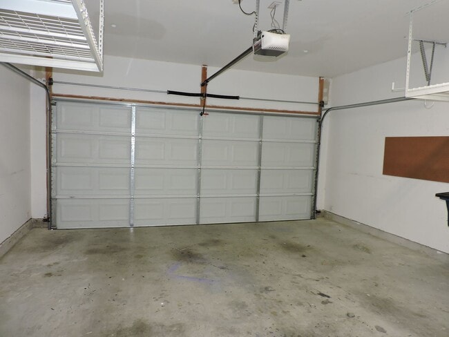 Building Photo - Gorgeous Three Bedroom Condo in South Austin