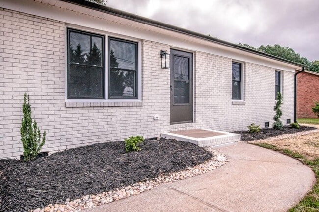 Building Photo - 4892 NC-16