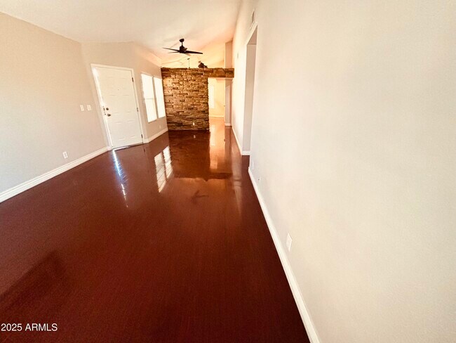 Building Photo - 3463 N Verano Ct