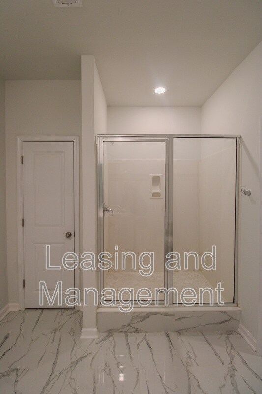 Building Photo - 150 Daniels Creek Cir