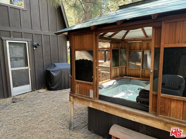 Building Photo - 42534 La Placida Ave