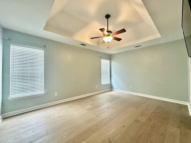 Building Photo - 1178 Pittsford Cir