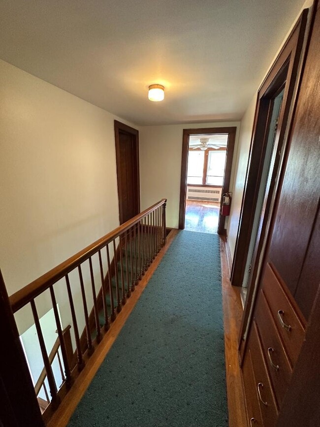 Building Photo - 2079 US-9W