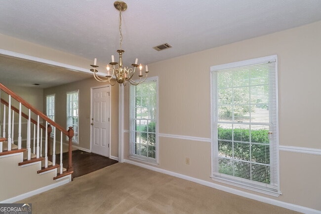 Building Photo - 2885 Summit View Ct
