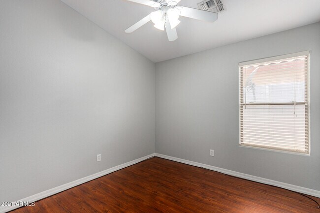 Building Photo - 12328 W Medlock Dr