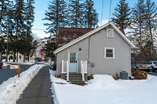 Building Photo - 288 Church St