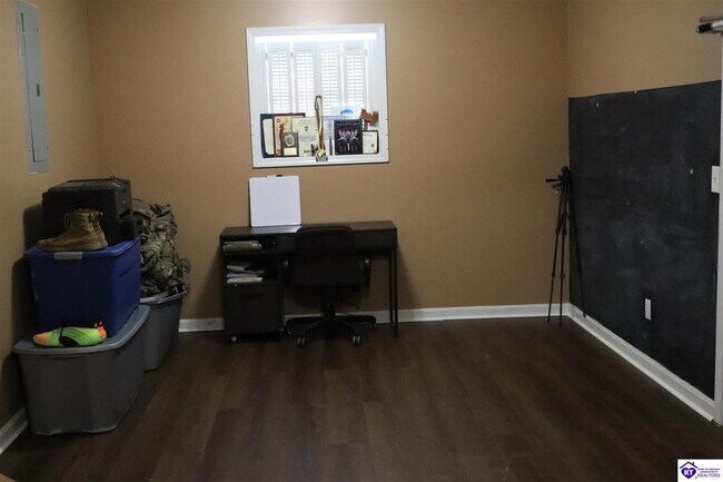 Building Photo - 101 Joy Ct