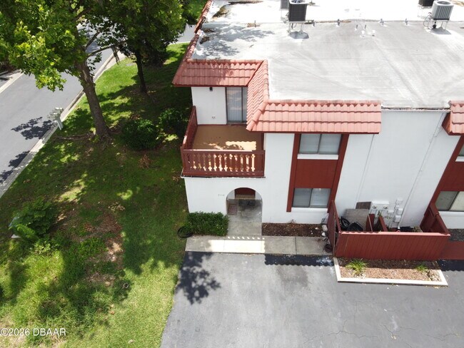 Building Photo - 2118 Oak Meadow Cir