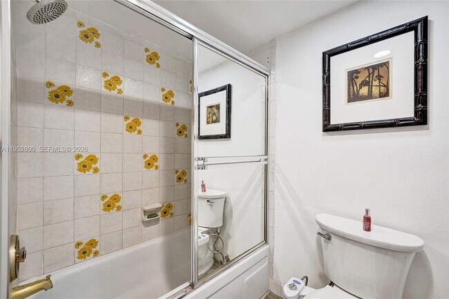 Building Photo - 2201 S Ocean Dr