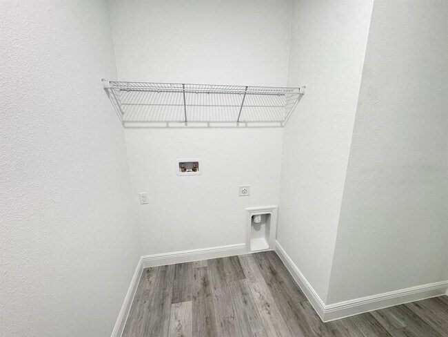 Building Photo - 482 Marion Oaks Manor