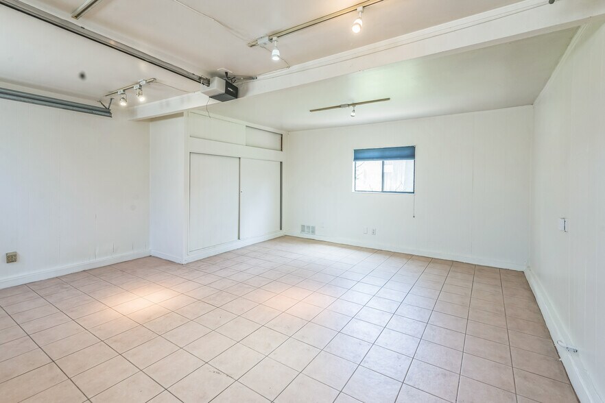 Building Photo - 12753 Appleton Way