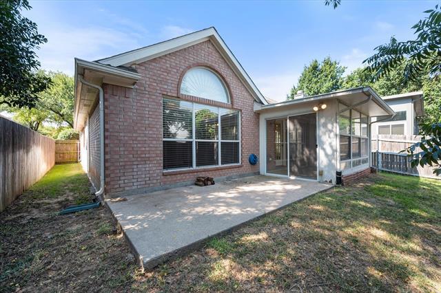 Building Photo - 2209 Wembley Wood Ln