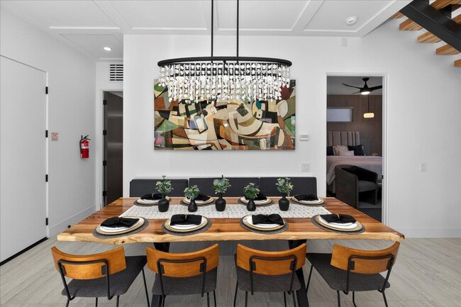 Building Photo - 51120 Avenida Navarro