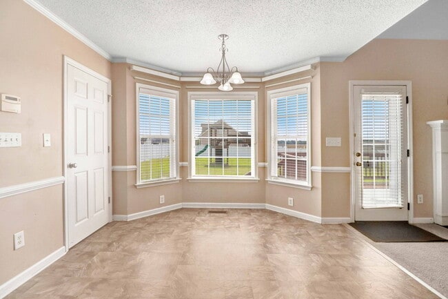 Building Photo - *DETACHED GARAGE/WORKSHOP!* Gorgeous home on HUGE acre lot in Princeton