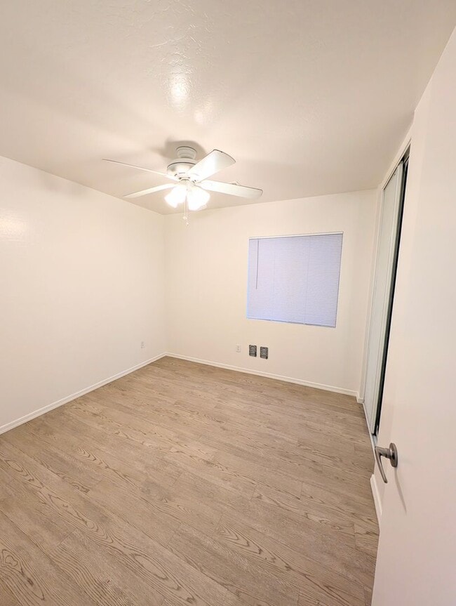 Building Photo - AVAILABLE NOW!!! - Roomy single story 4 bedroom home for rent in Pecan Creek!