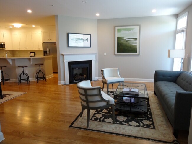 Building Photo - DEERPOINT AT INWOOD CONDOMINIUMS, WOBURN