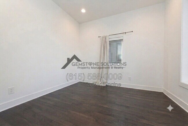 Building Photo - 420B 37th Ave N