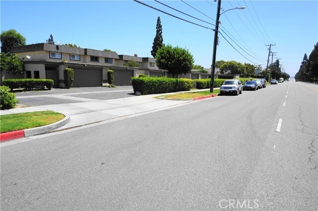 Building Photo - 2015 E Saddlewood Ln