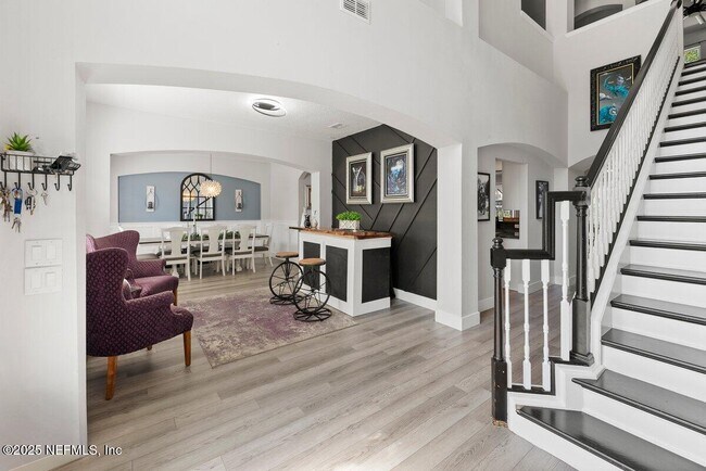 Building Photo - 11698 Donato Dr
