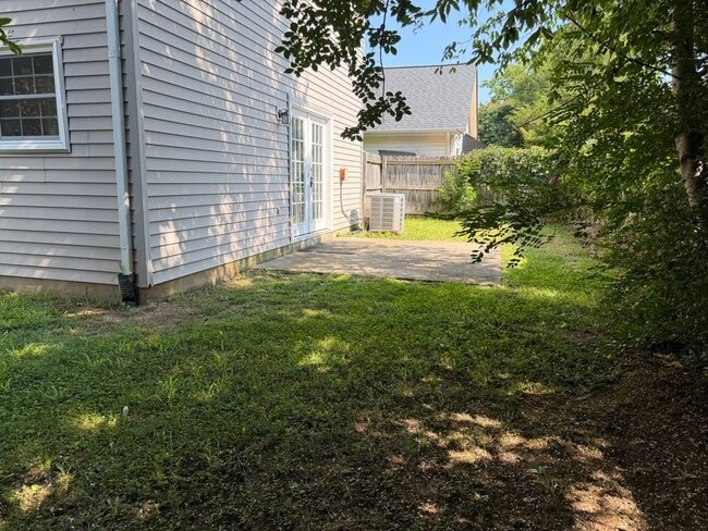 Building Photo - 106 Meridian Ct