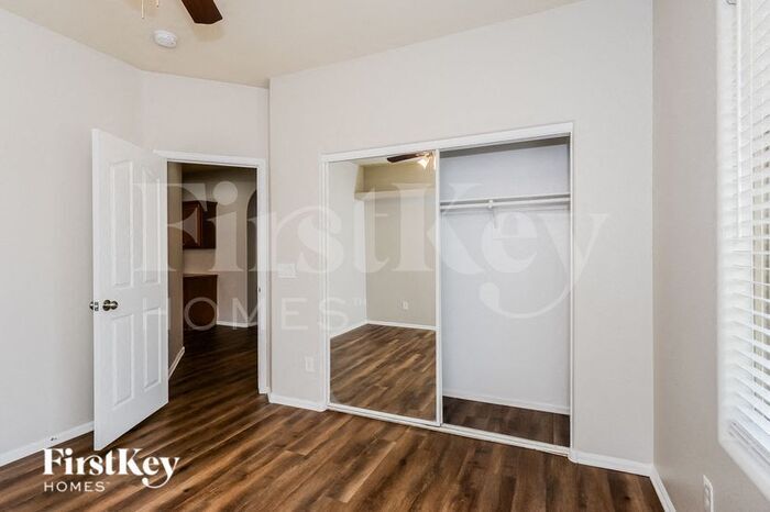 Building Photo - 10769 E Marigold Ct