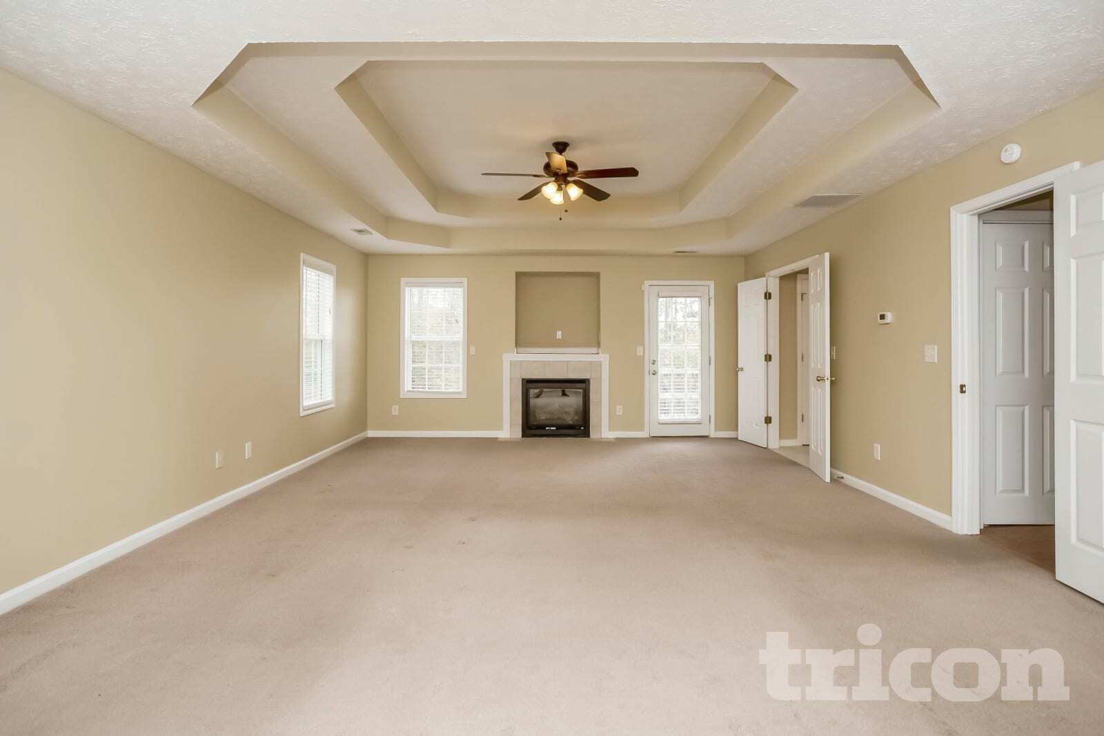 Building Photo - 585 Chastleton Dr