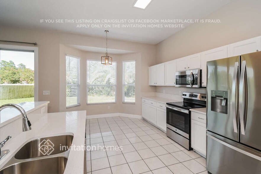 Building Photo - 13129 Tamarisk Ct