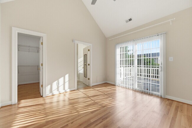 Building Photo - 1611 York Rest Ln