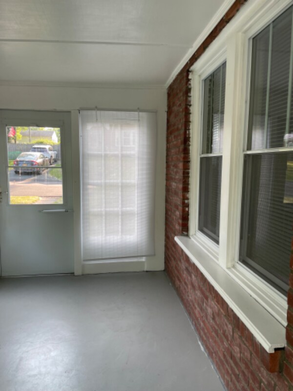Building Photo - 54 Latham Ridge Rd
