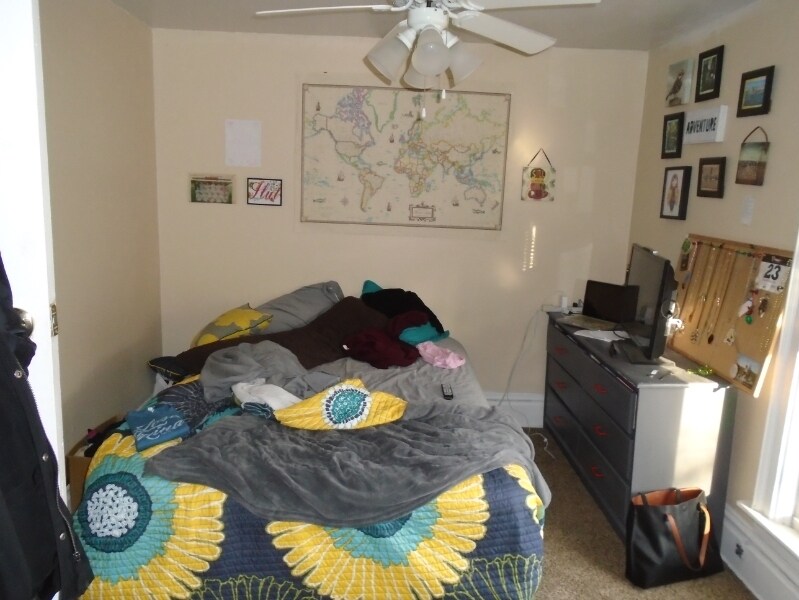 Building Photo - 209 Fuller Ave SE