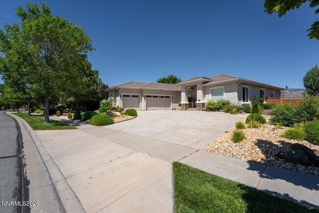 Building Photo - 7330 Island Queen Dr