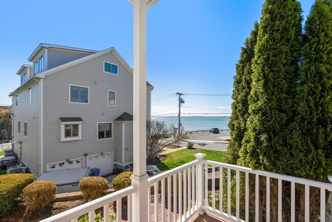 Building Photo - 141 Grovers Ave