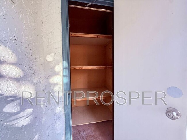 Building Photo - 4111 S Semoran Blvd