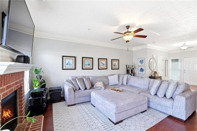 Building Photo - 410 Lantern Ln